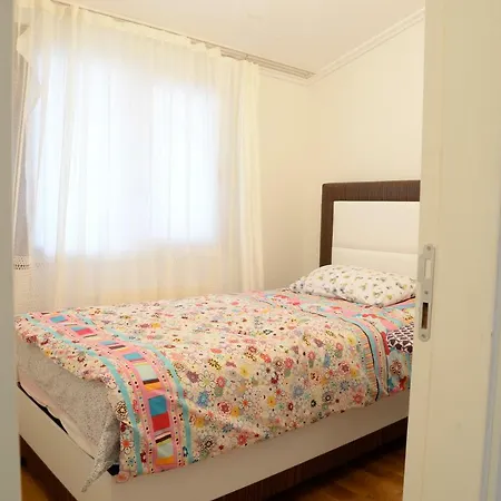 Yesim Apartment